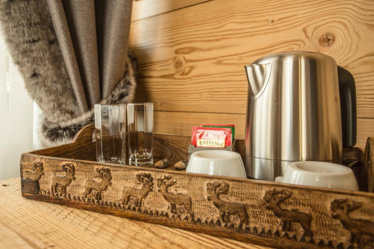 Alpine Rooms Guesthouse Breuil-Cervinia Exterior foto