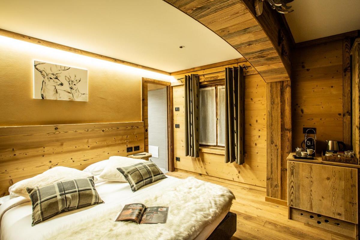 Alpine Rooms Guesthouse Breuil-Cervinia Exterior foto